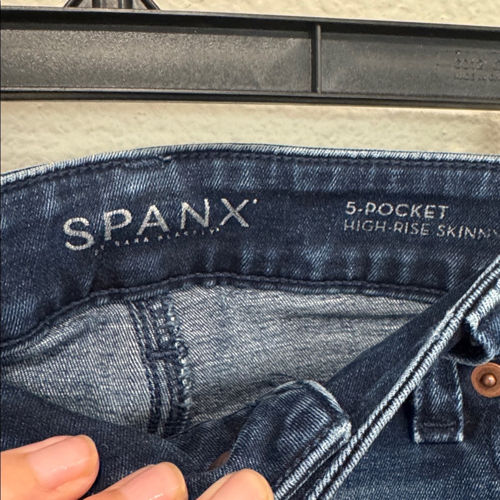 SPANX High-Rise Skinny Jeans in Dark Blue - Picture 2 of 3